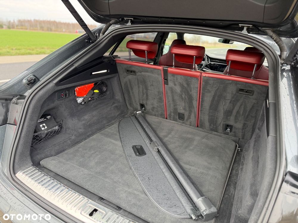 Audi SQ8 - 20