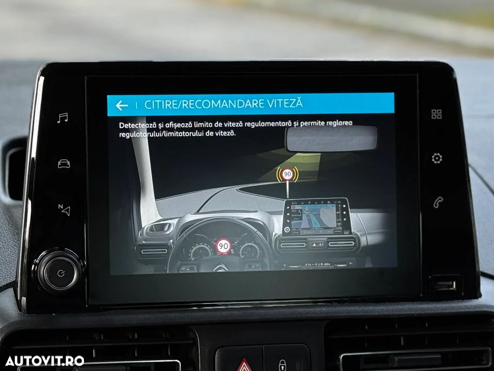 Citroën Berlingo 1.2 PureTech 110 S&S BVM6 Live - 28