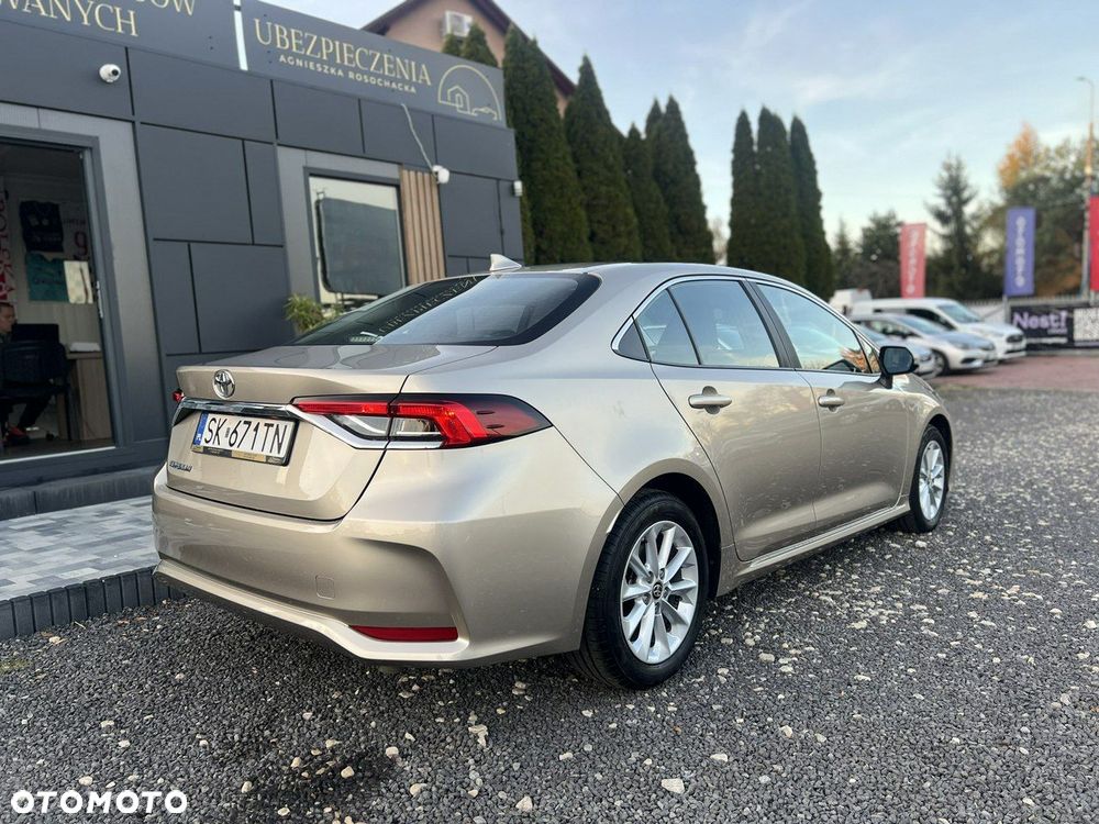 Toyota Corolla 1.6 Comfort - 8