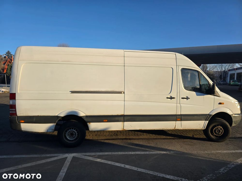 Mercedes-Benz Sprinter - 7