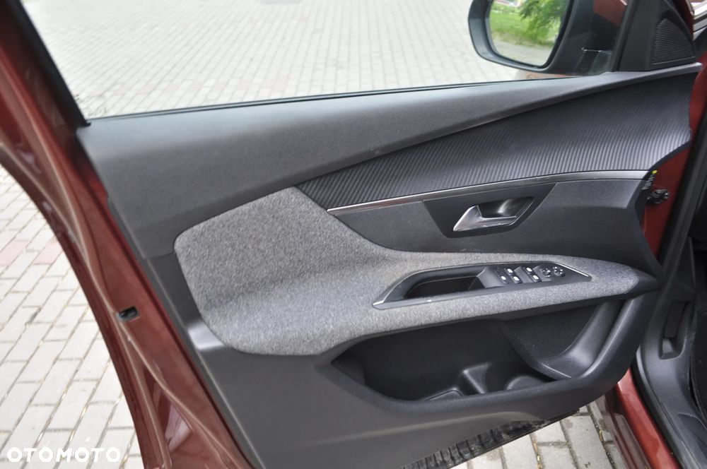Peugeot 3008 1.6 BlueHDi Allure S&S - 8