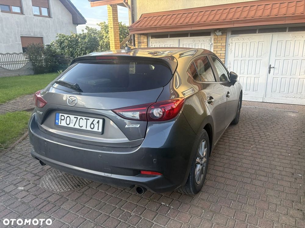Mazda 3 2017 photo 3