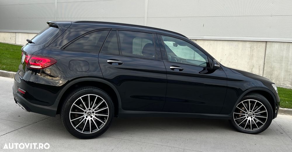 Mercedes-Benz GLC 220 d 4Matic 9G-TRONIC AMG Line - 26