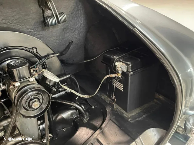 VW Karmann Ghia - 24