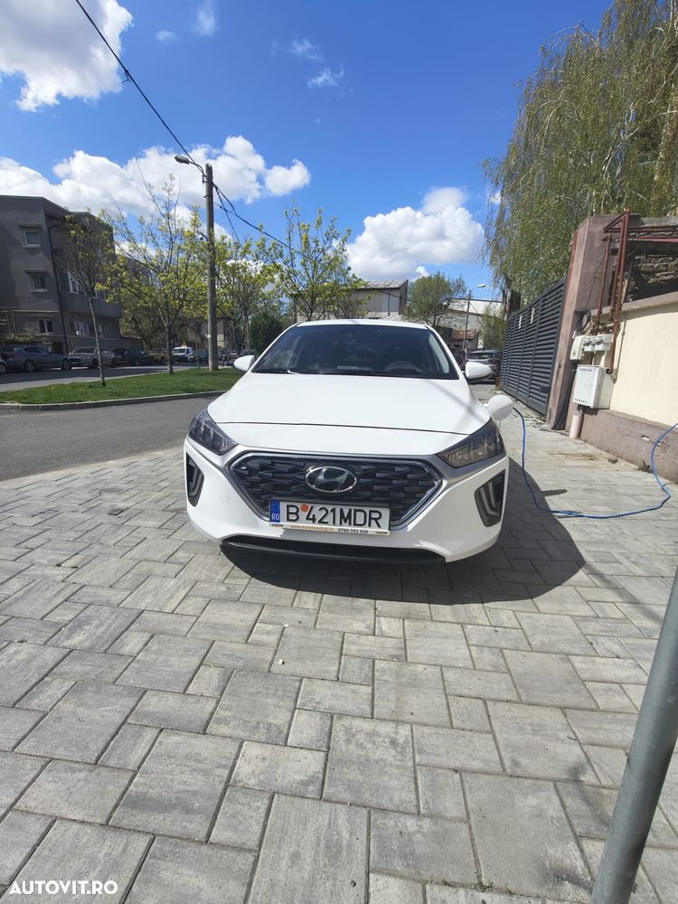 HYUNDAI Ioniq