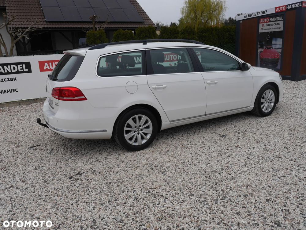 Volkswagen Passat 2.0 TDI BlueMotion Technology Exclusive - 14