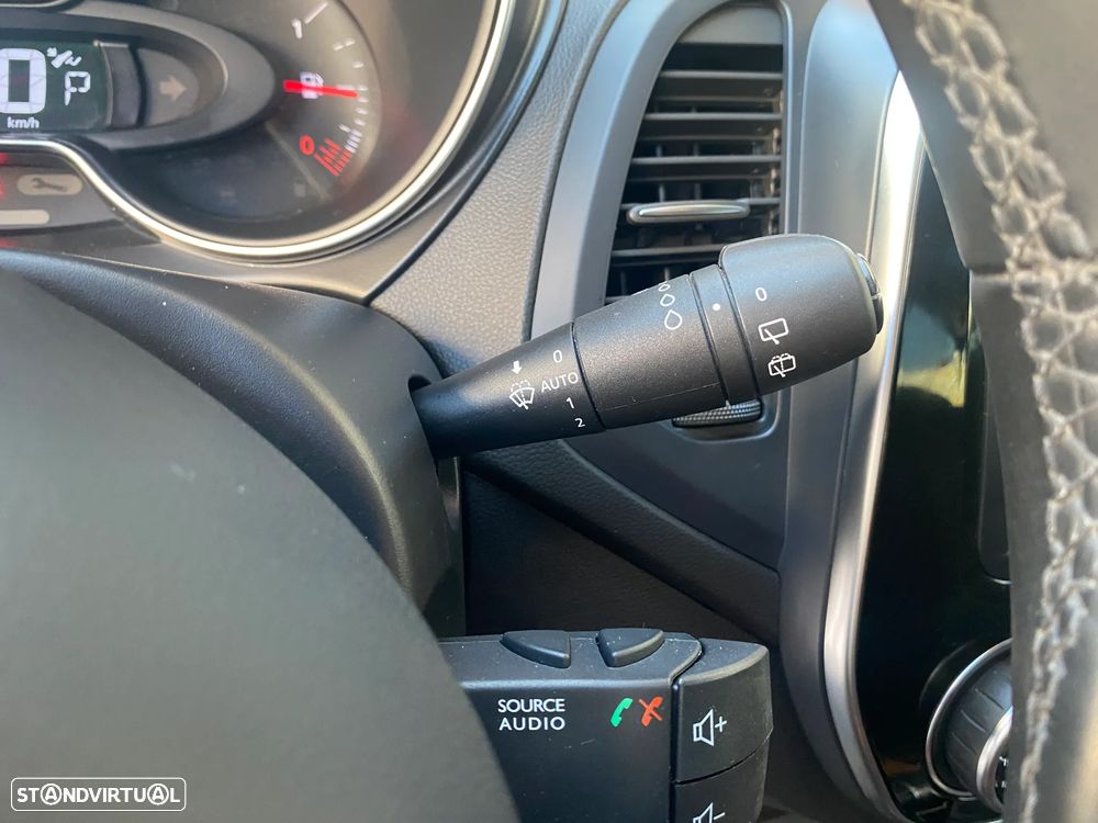 Renault Captur - 36