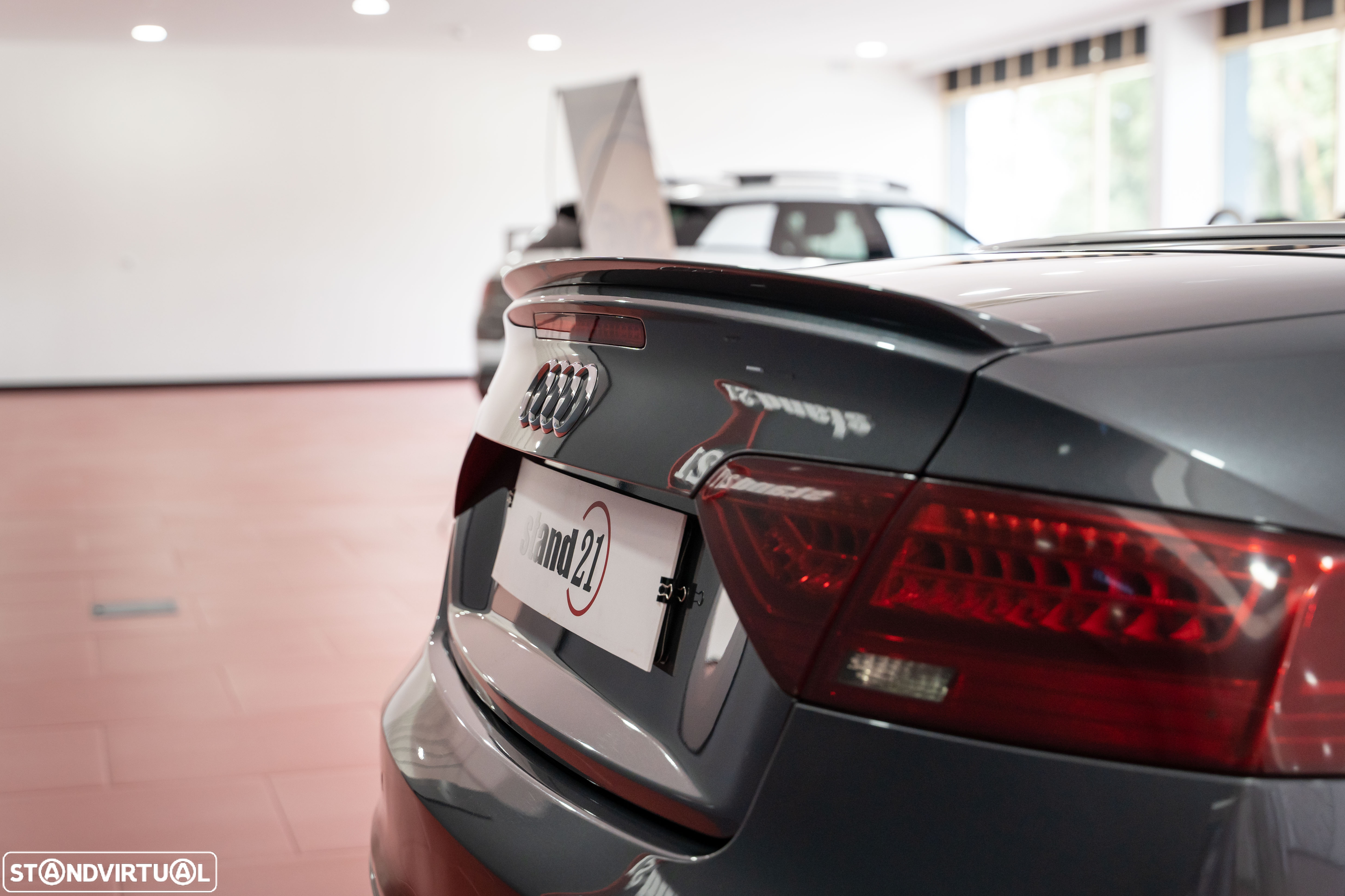 Audi A5 Cabrio 2.0 TDi S-line - 28