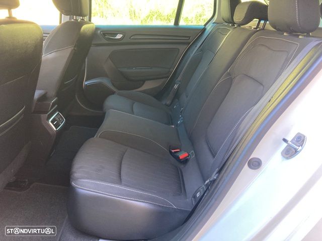 Renault Mégane Sport Tourer 1.3 TCe Limited - 29