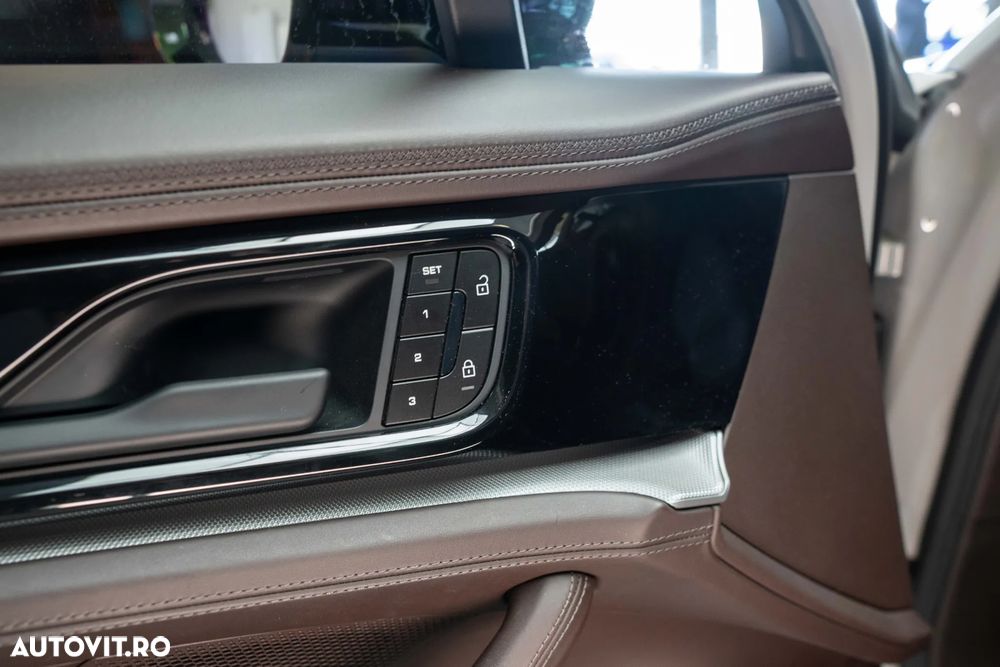 Porsche Panamera 4 E-Hybrid Executive - 24