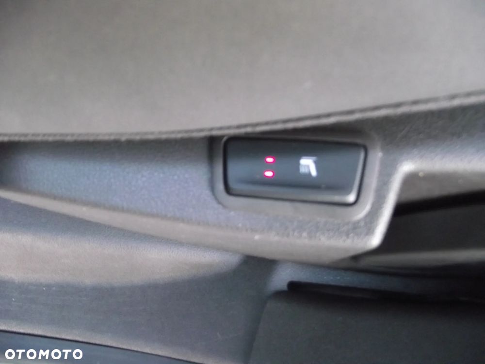 Renault Espace 1.8 TCe Energy Initiale Paris EDC 7os - 21