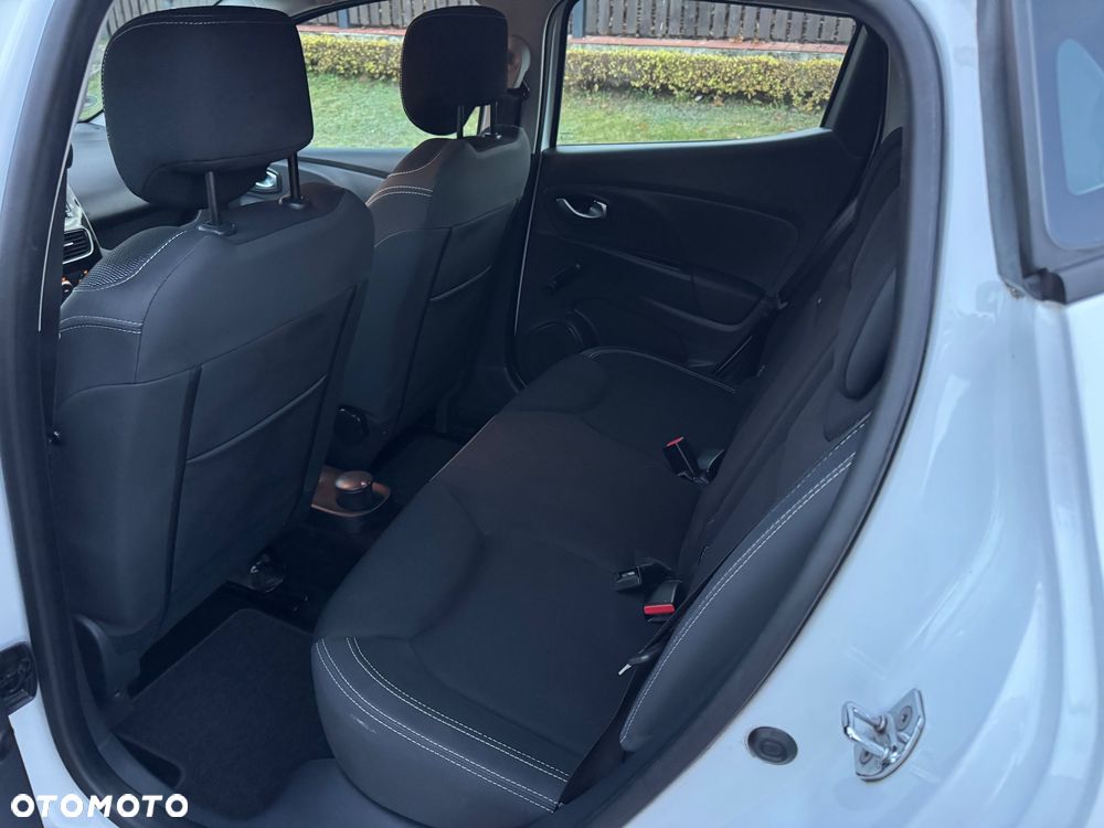 Renault Clio - 6