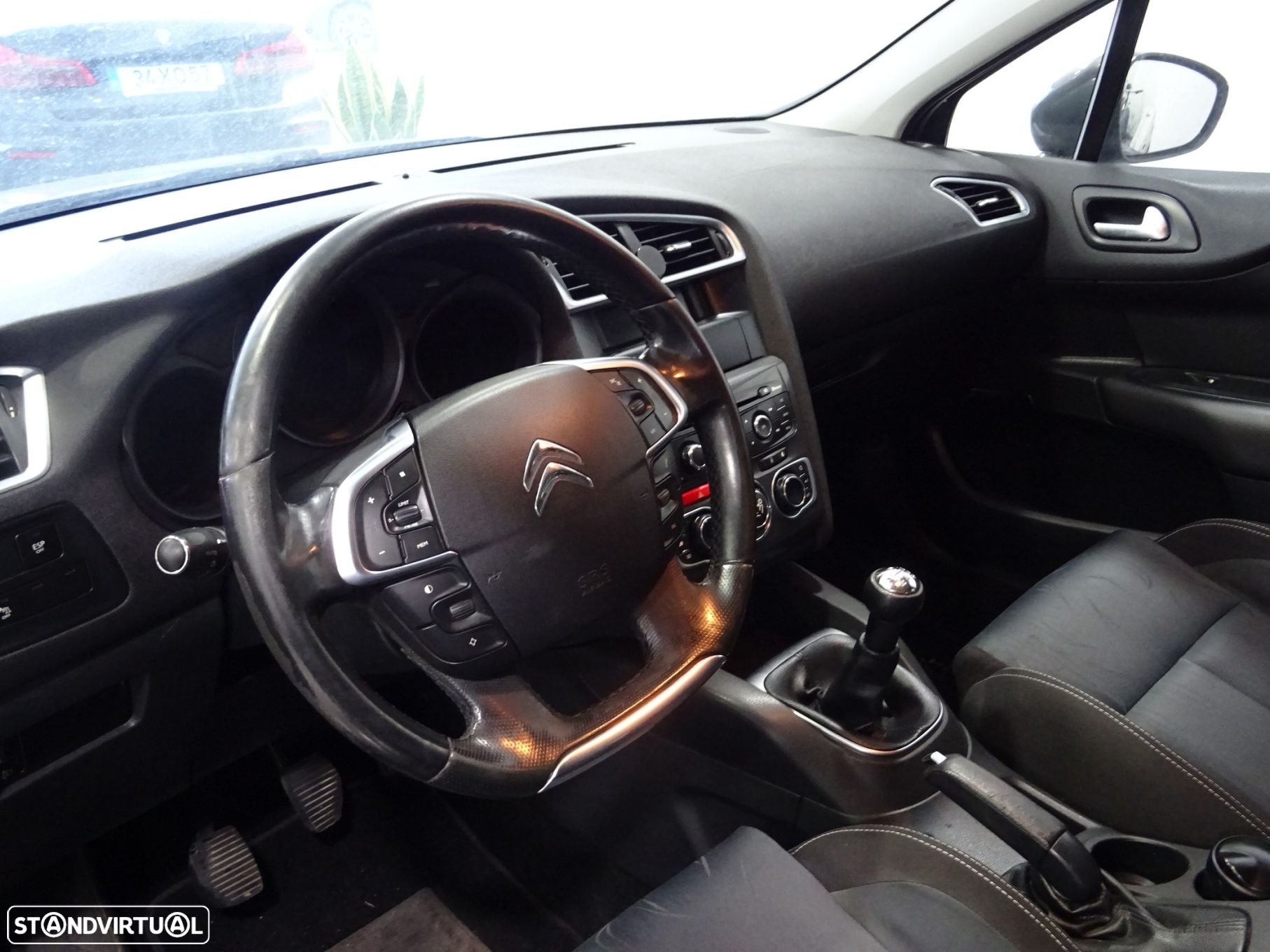 Citroën C4 1.6 HDi Exclusive - 6