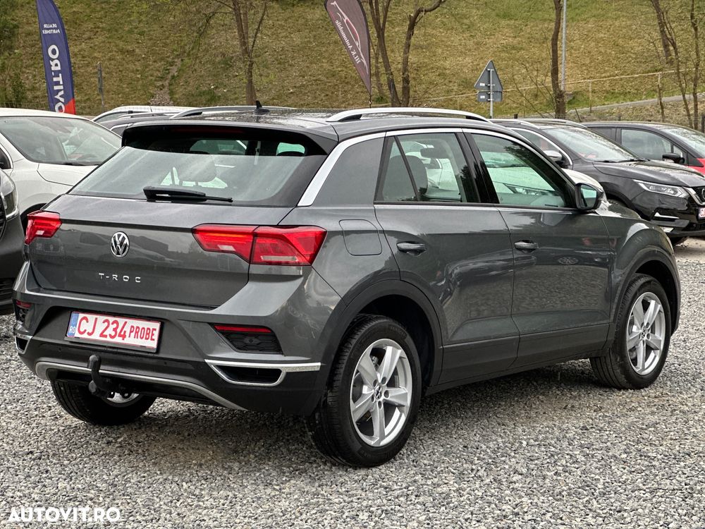 Volkswagen T-Roc - 15