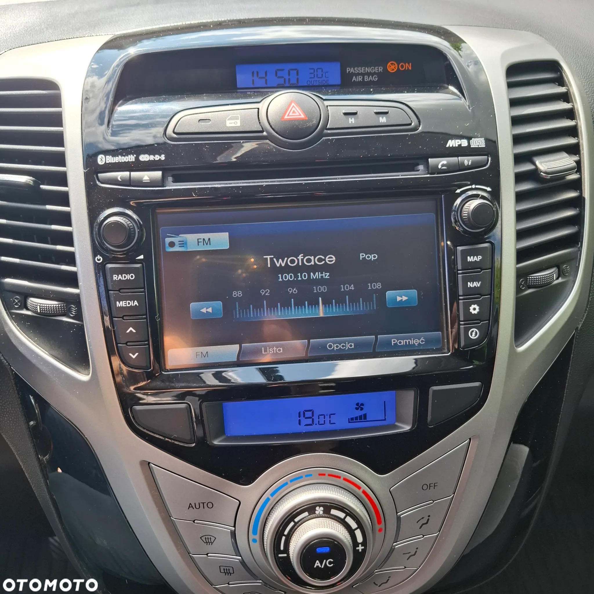Hyundai ix20 1.4 BlueDrive Comfort - 13
