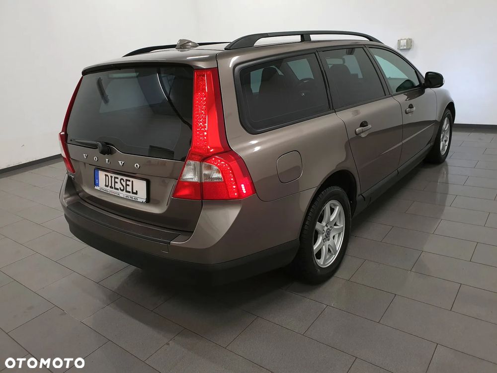 Volvo V70 2.0D Summum - 6