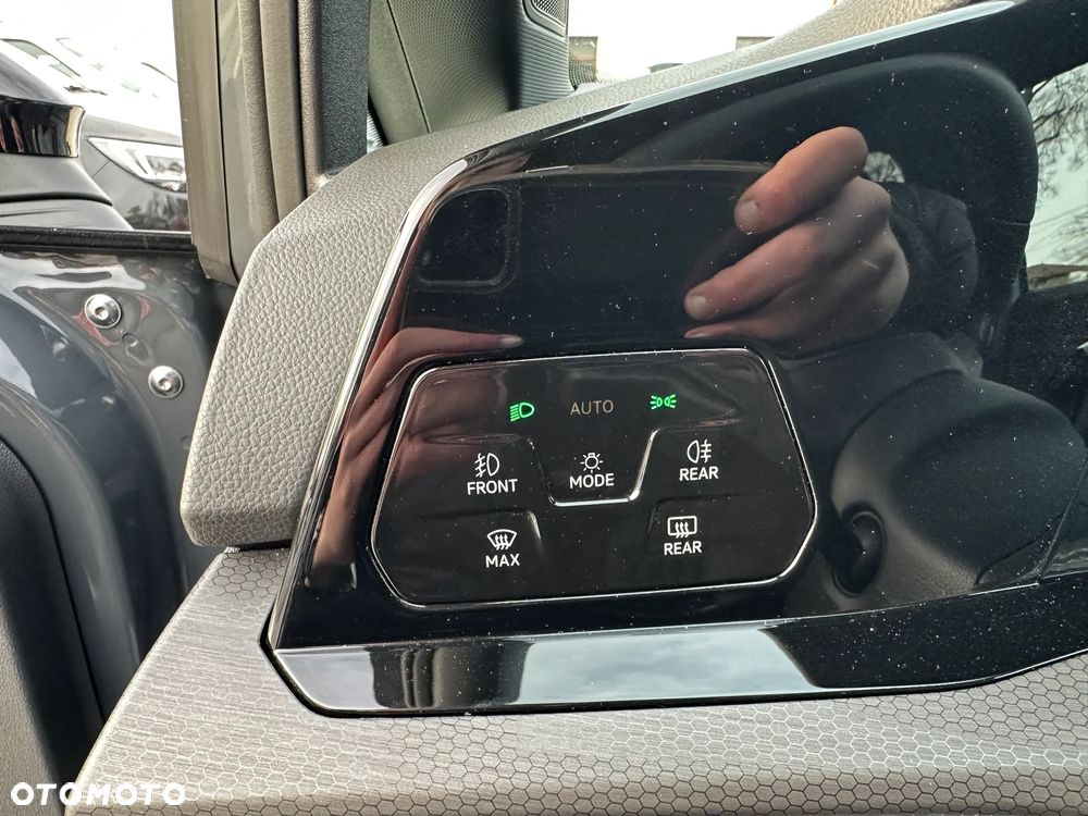 Volkswagen Golf 2.0 TSI GTI DSG - 14