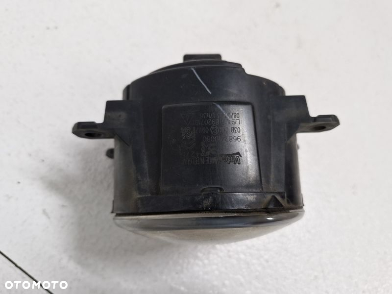 DS4 1 I 308 2 II T9 LAMPA PRZECIWMGIELNA HALOGEN PRZÓD LEWY = PRAWY 9687410080 - 3