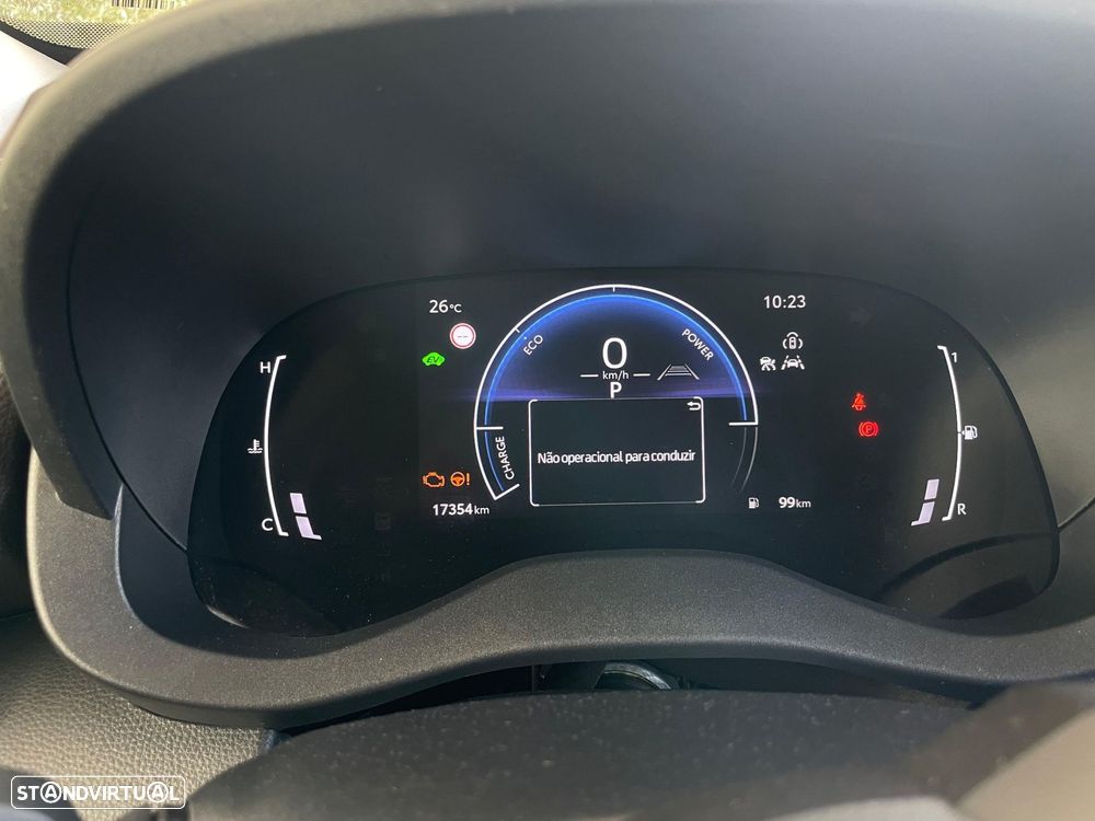 Toyota Yaris Cross 1.5 HDF Comfort Plus - 9