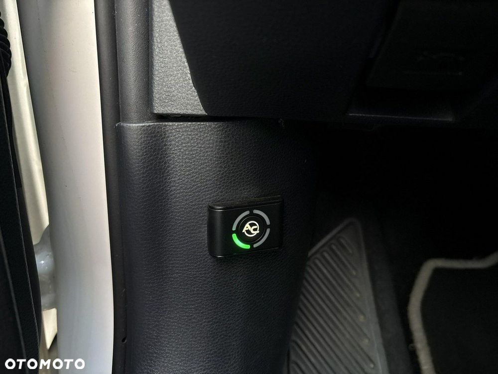 Toyota Corolla 1.8 Hybrid Comfort - 27