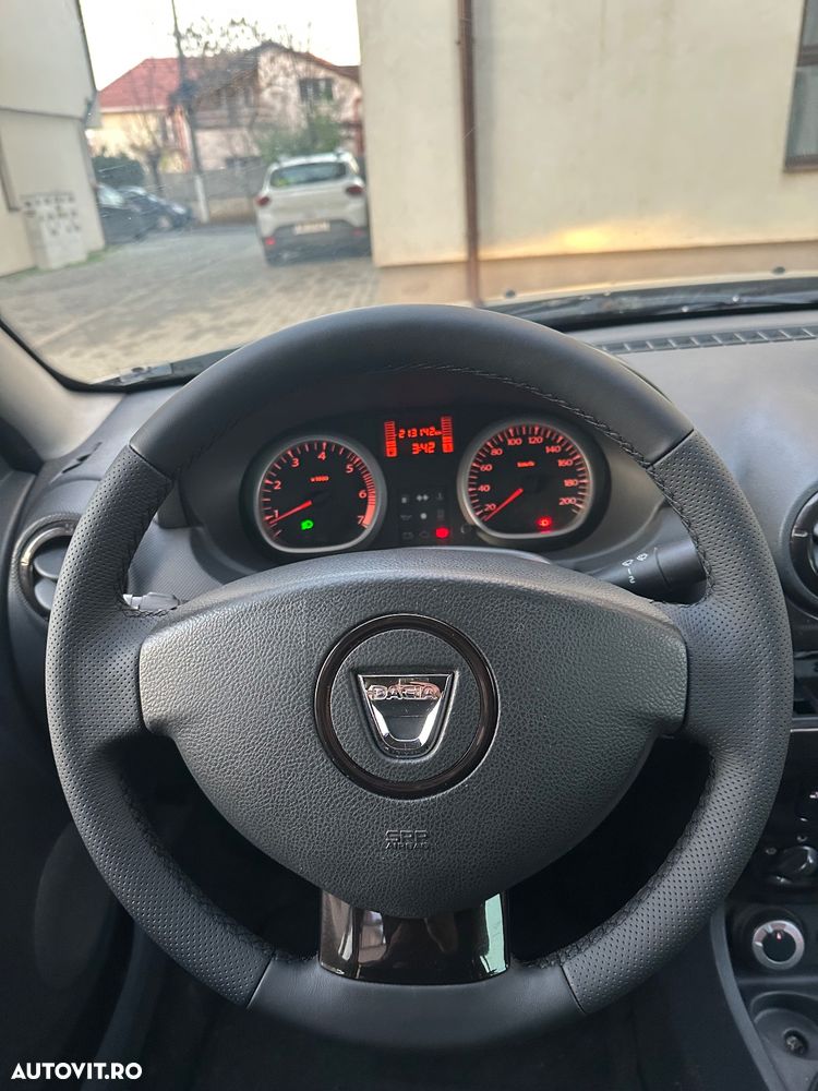 Dacia Duster dCi 110 FAP 4x4 Prestige - 6