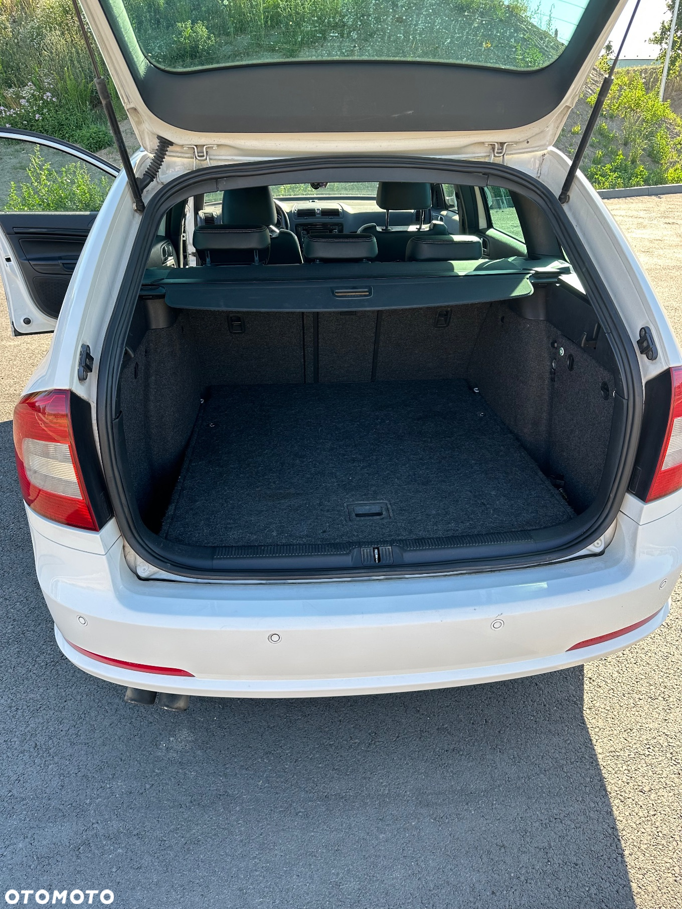 Skoda Octavia 2.0 TDI CR DPF DSG RS - 33