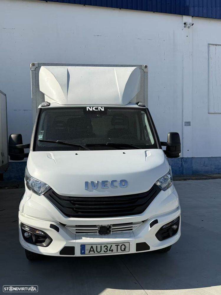 Iveco Daily 2022 photo 2