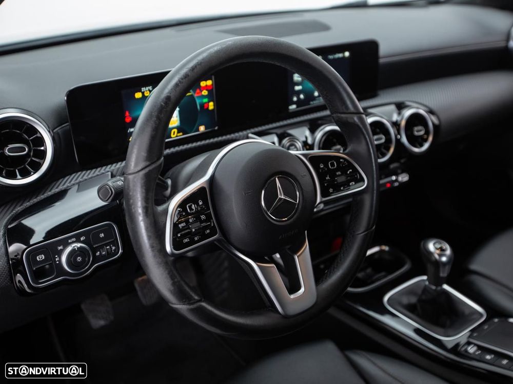 Mercedes-Benz A 180 Limousine - 16