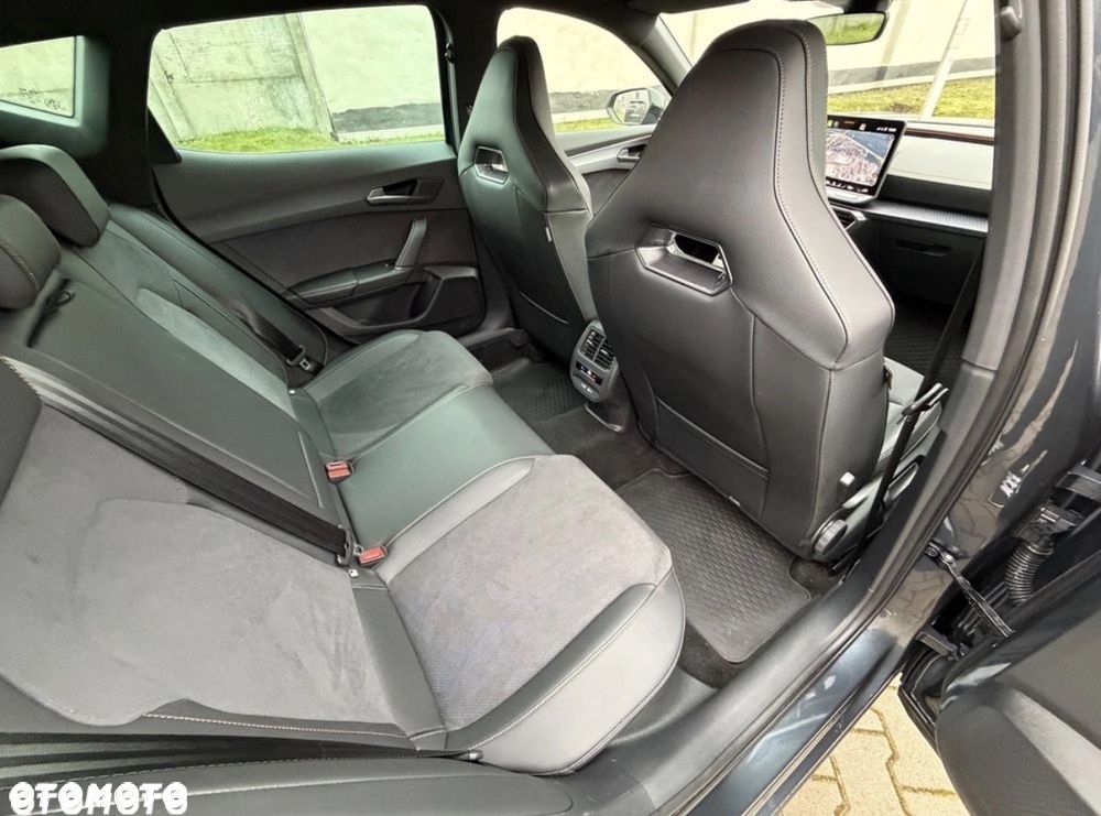 Cupra Formentor 2.0 TSI 4Drive DSG VZ Tribe Edition - 17