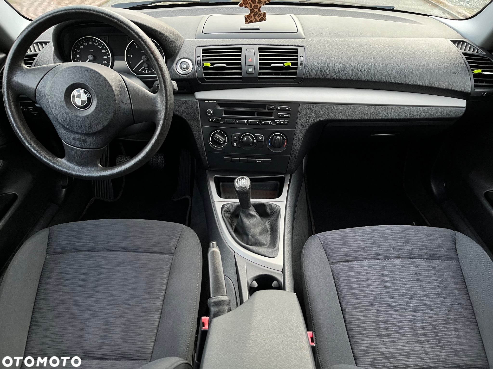 BMW Seria 1 116d - 6