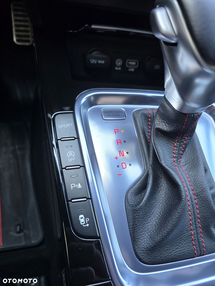 Kia ProCeed - 14