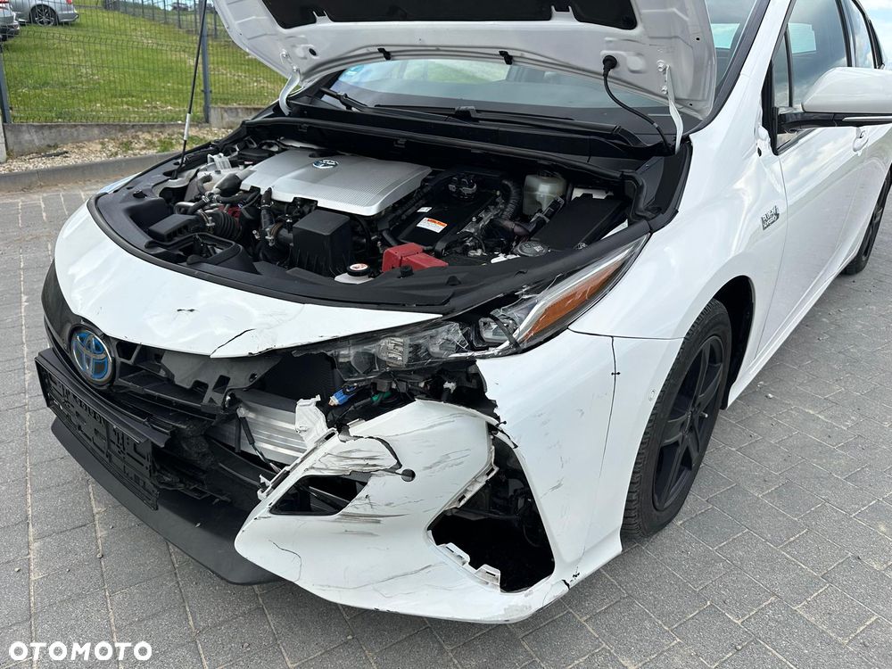 Toyota Prius 1.8 Hybrid Executive - 8
