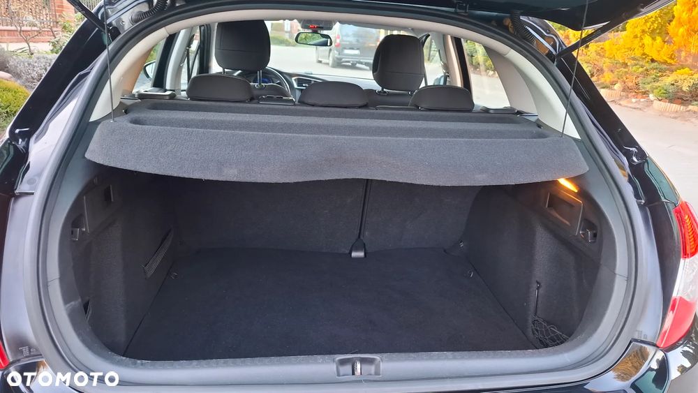 Citroën C4 e-HDi 115 ETG6 Exclusive - 13