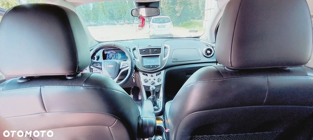 Chevrolet Trax 1.4 T LS - 12