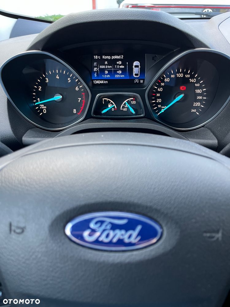 Ford Kuga - 9
