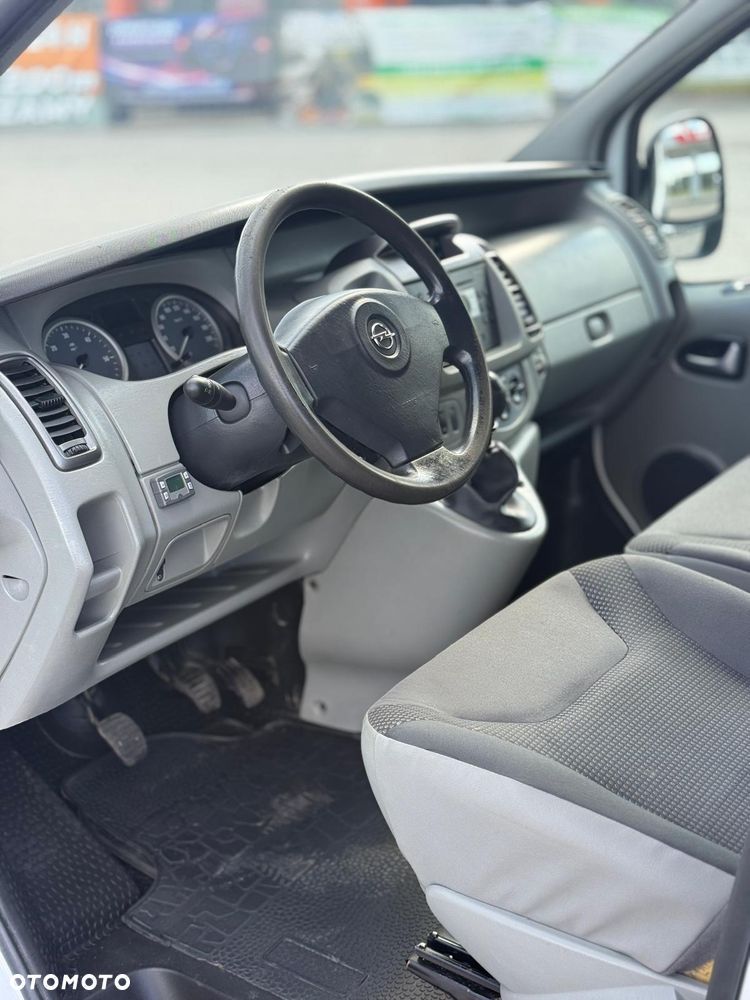 Renault Trafic - 6