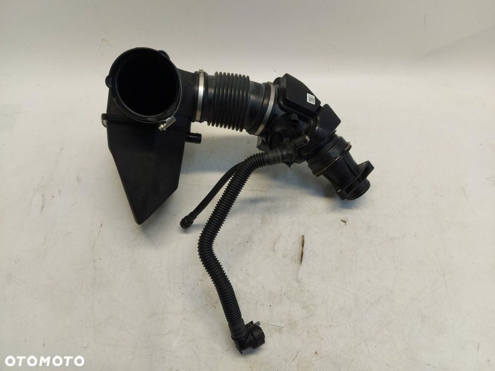 BMW 5 G60 530E x-drive Przewód rura powietrza 5A1BC59 - 2