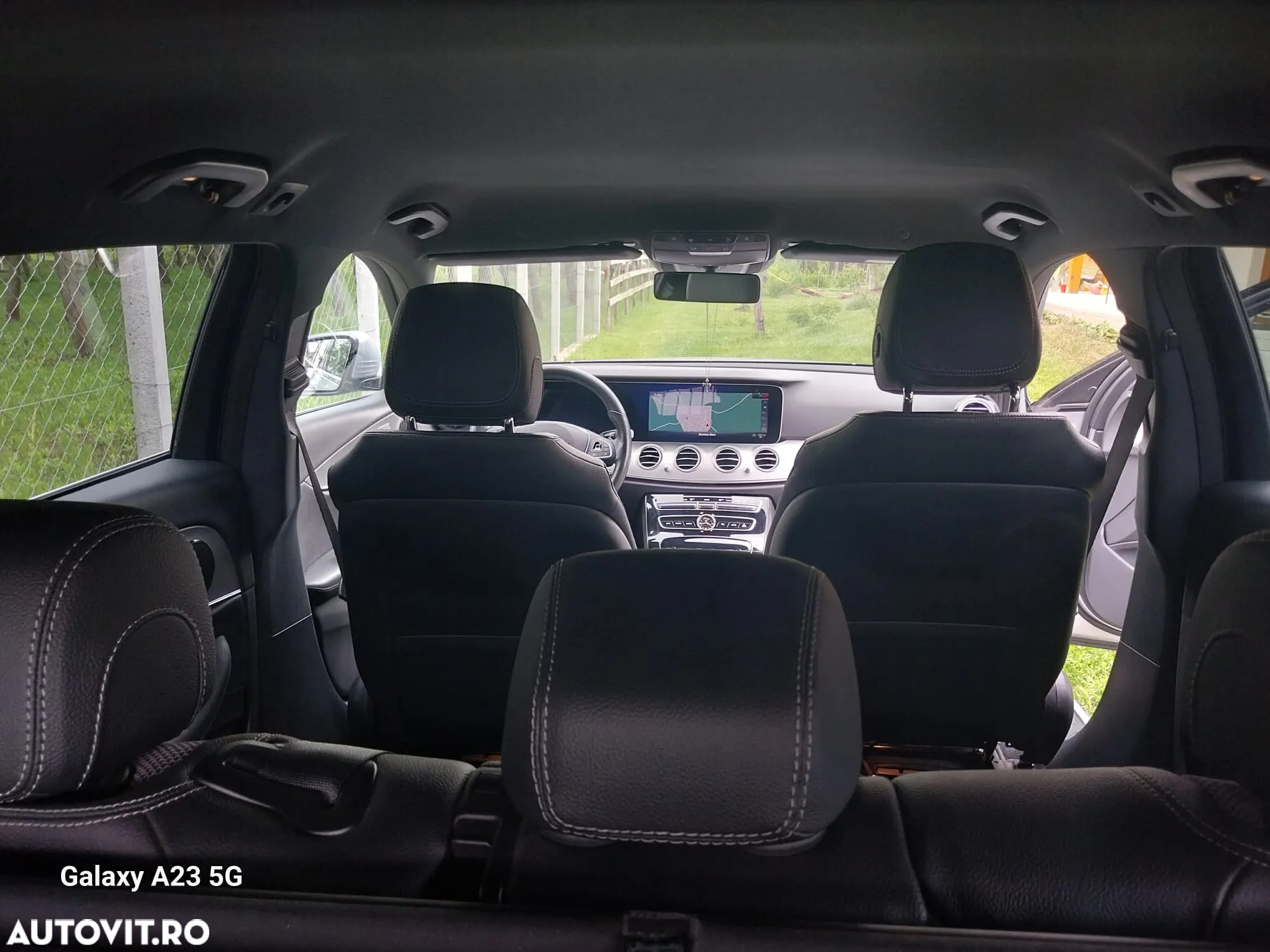 Mercedes-Benz E 200 d T 9G-TRONIC Avantgarde - 21