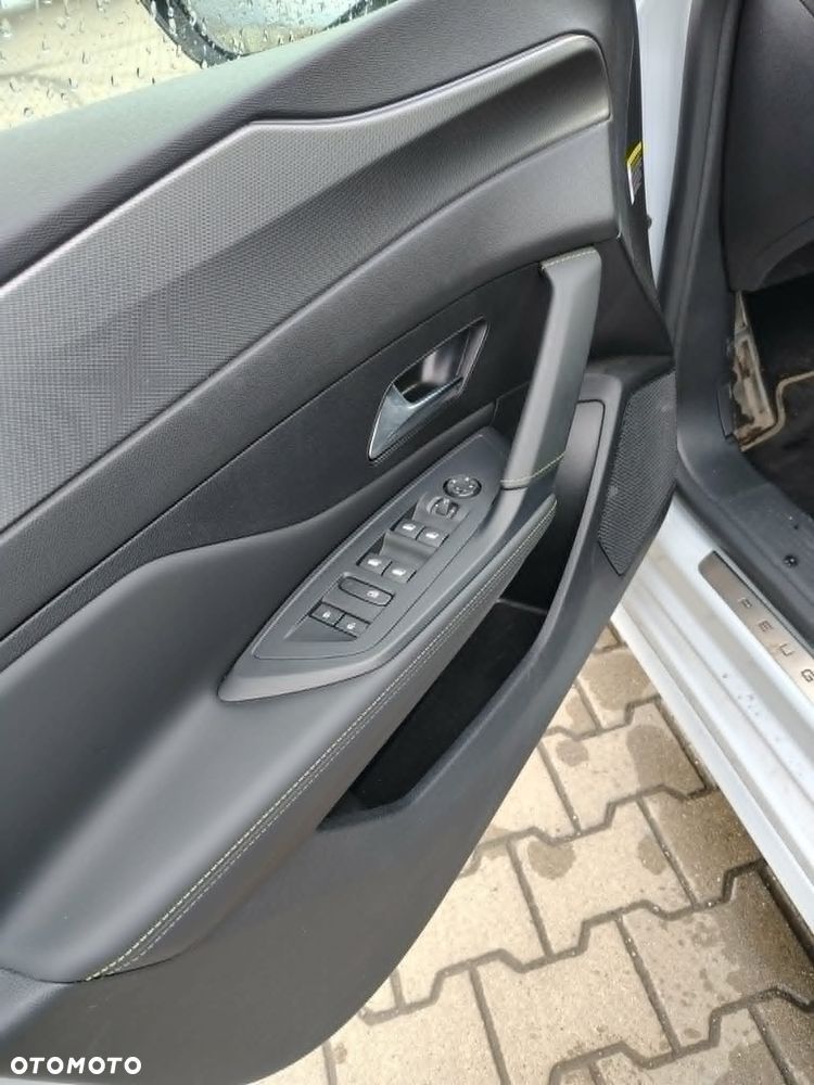Peugeot 308 1.2 PureTech GT S&S EAT8 - 7