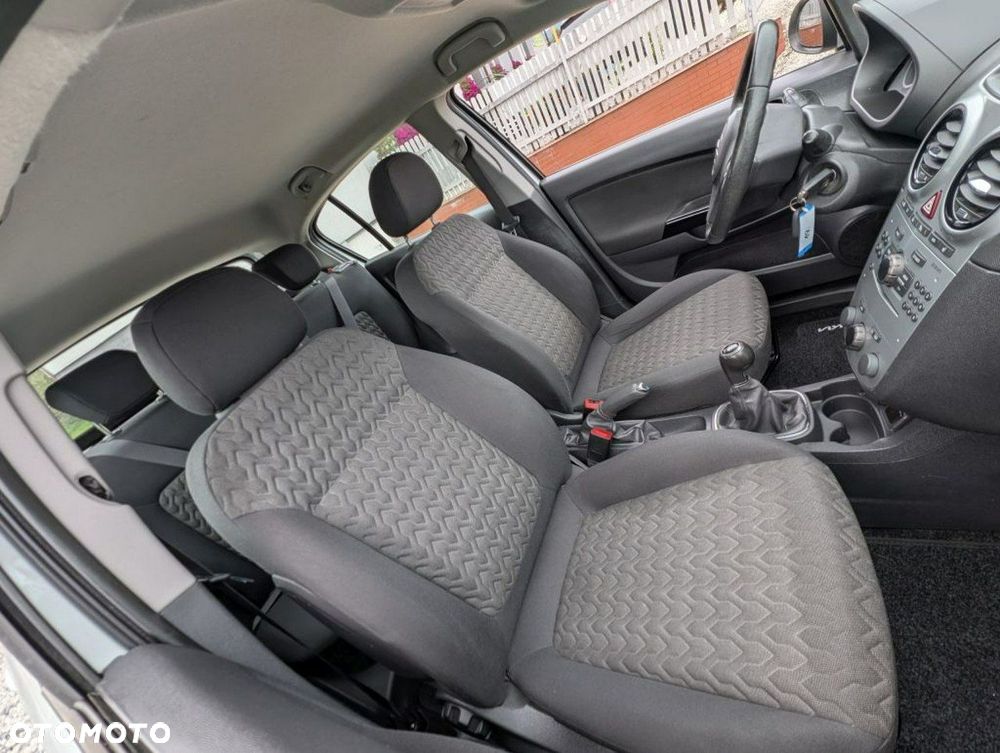 Opel Corsa - 16
