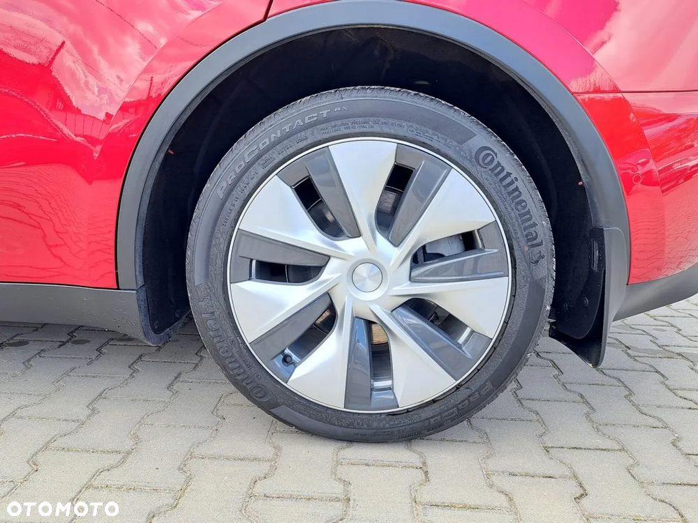 Tesla Y Model Long Range Dual Motor AWD - 13