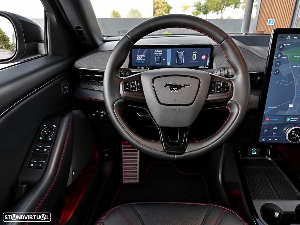 Ford Mustang Mach-E 75.7 kWh Premium AWD - 22