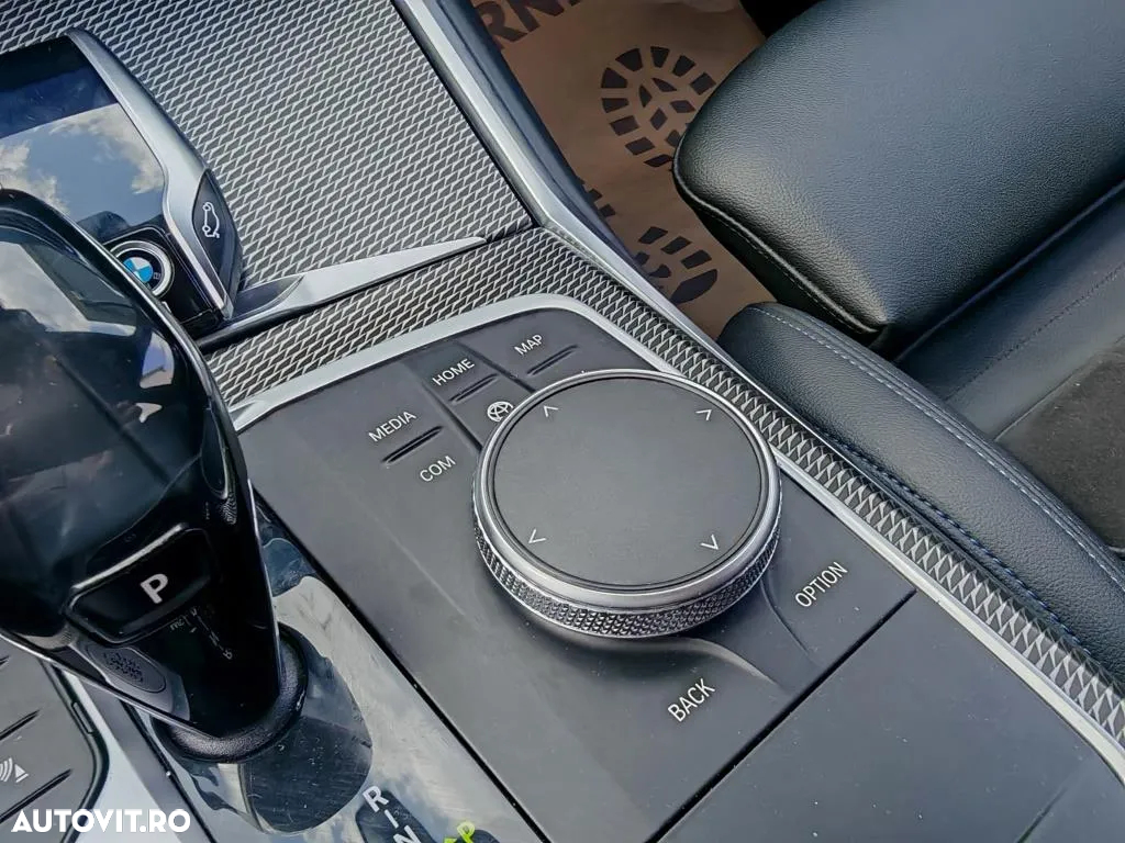 BMW Seria 3 320d xDrive AT MHEV - 16