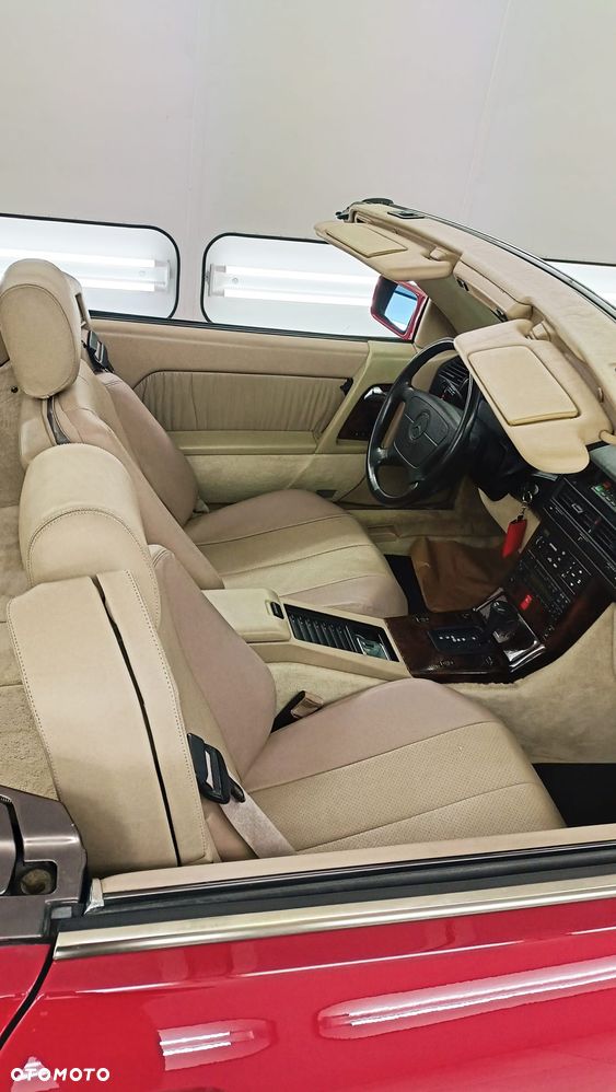 Mercedes-Benz SL - 16