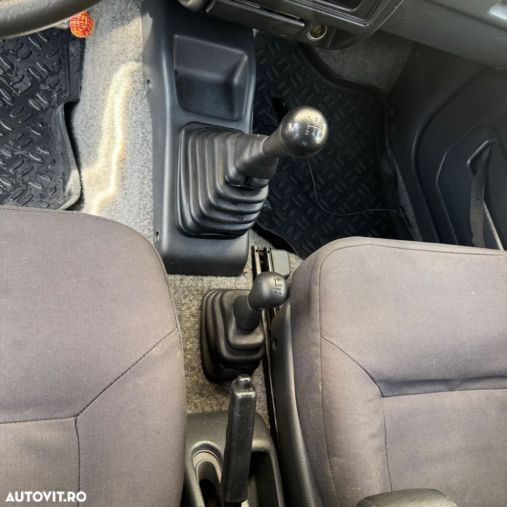 Suzuki Jimny - 11