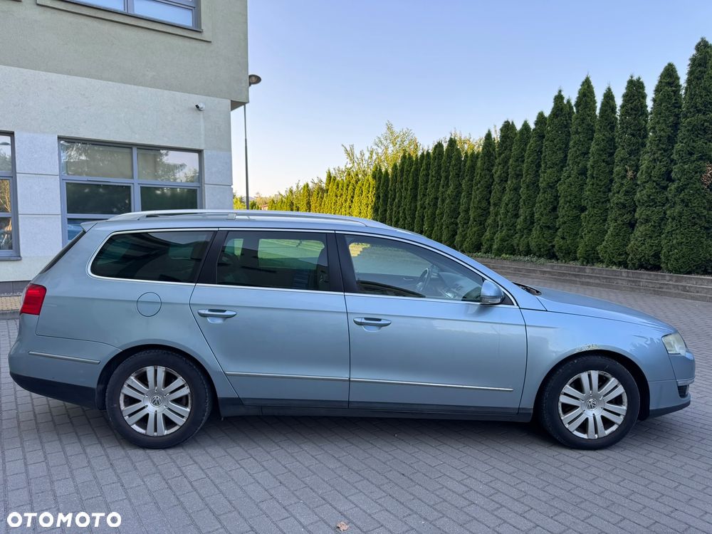 Volkswagen Passat 2.0 TDI Individual Chrom - 3