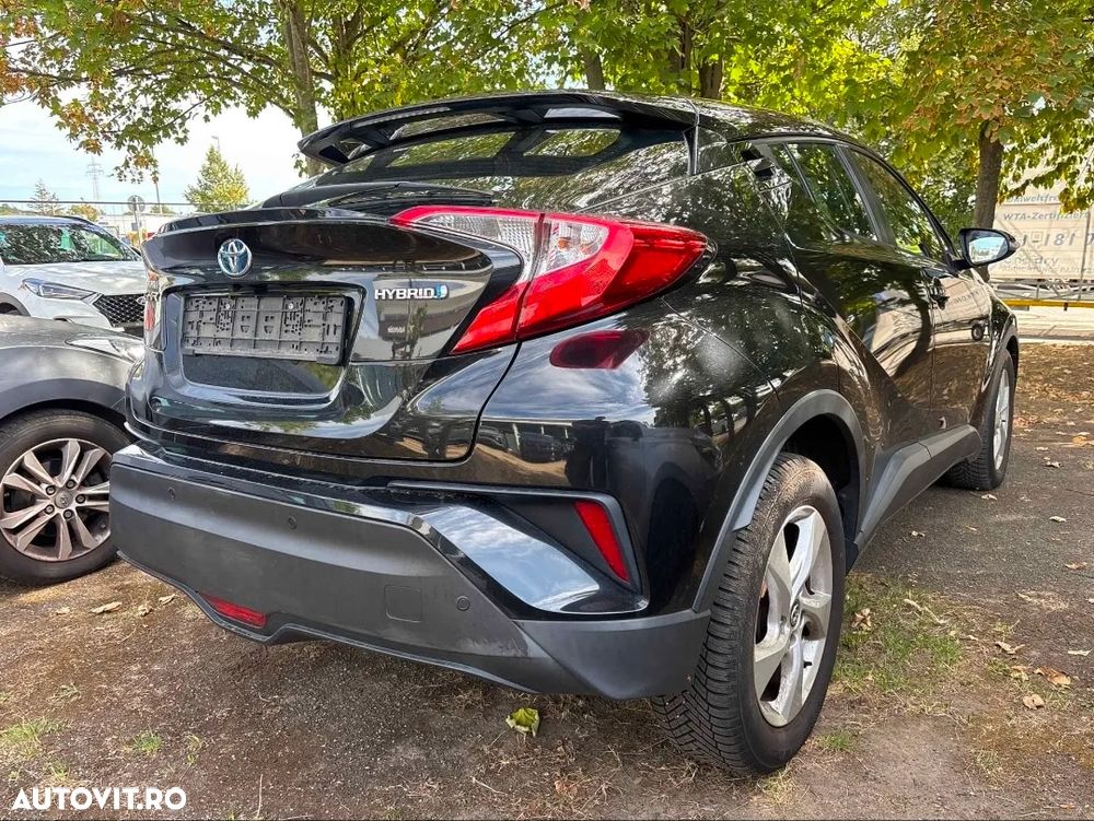 Toyota C-HR Flow - 4