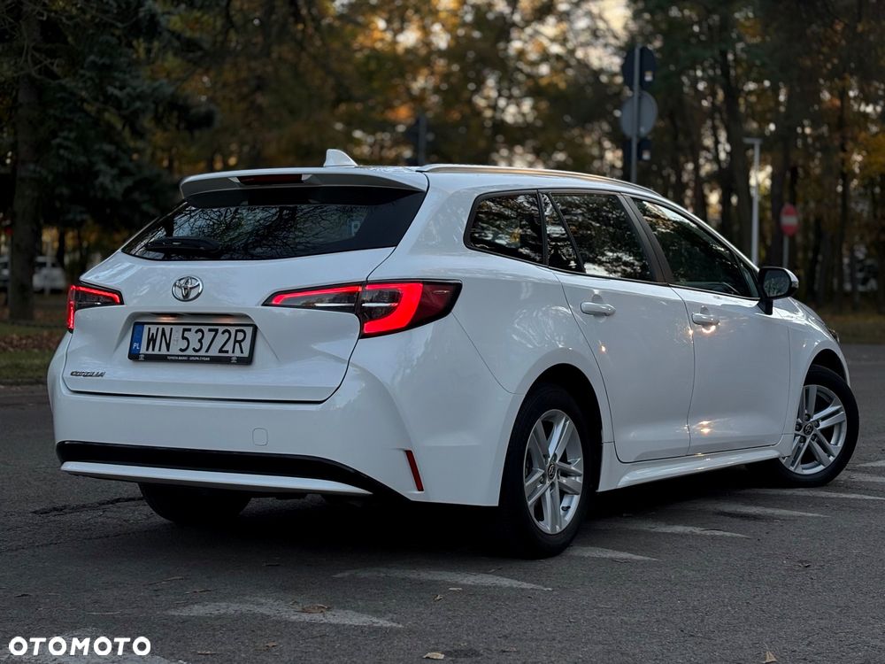 Toyota Corolla - 4