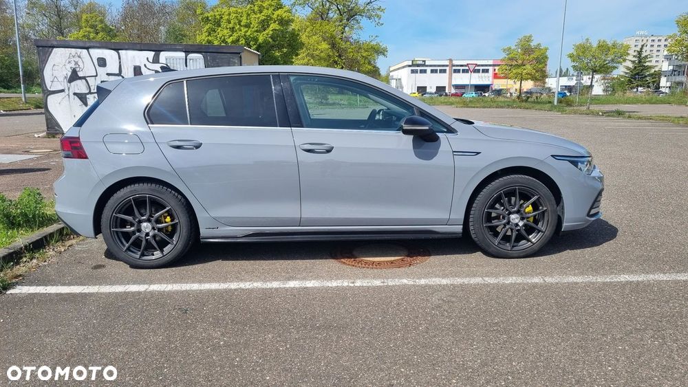Volkswagen Golf 1.5 eTSI EVO Style DSG - 4
