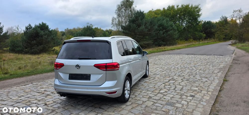 Volkswagen Touran 2.0 TDI SCR Highline - 5
